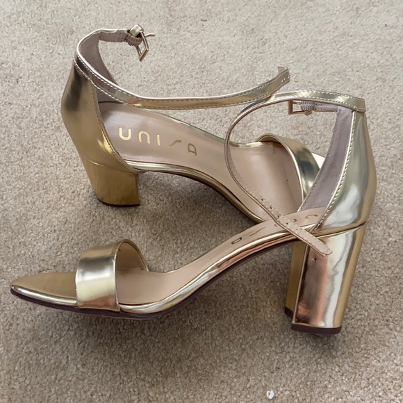 rose gold heels size 2